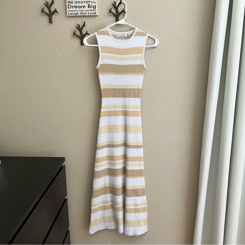 Runway Scout Beige Ribbed Sweater Dress size XS